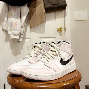 Nike Women's Jordan 1 Barely Rose Mid
